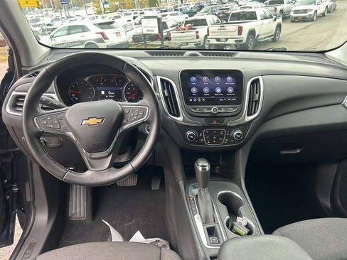 Used 2019 Chevrolet Equinox LT w/ Sun & Navigation Package image 22
