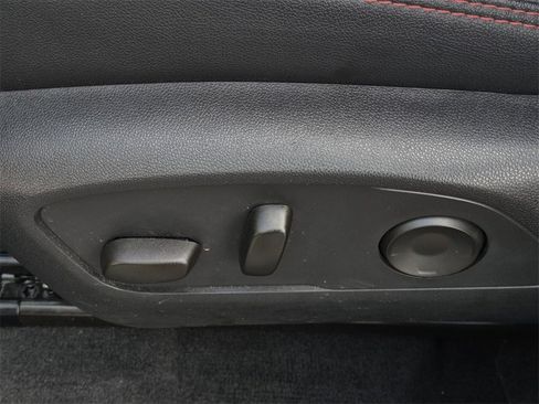 Certified 2025 Chevrolet Traverse RS w/ LPO, Floor Liner Package image 37