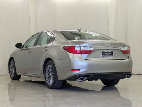 Used 2018 Lexus ES 350 image 6