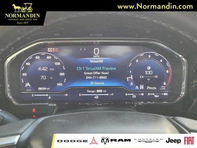 Used 2025 Chevrolet Silverado 2500 LT w/ Convenience Package AWD/4WD image 8