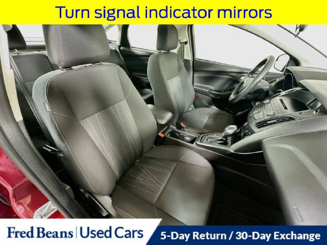 Used 2016 Ford Focus SE w/ SE Power Seat Package FWD image 31