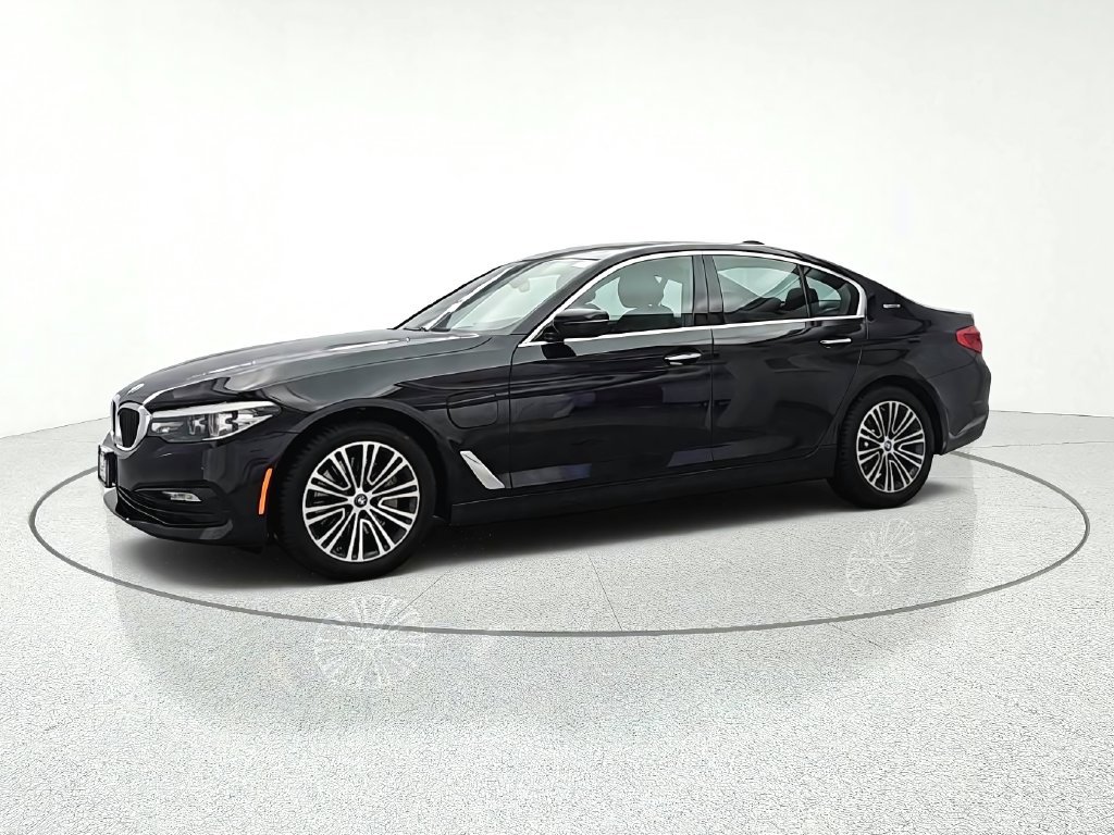 Used 2018 BMW 530e xDrive AWD/4WD image 4