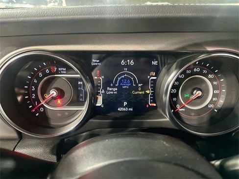 Used 2022 Jeep Gladiator Rubicon image 23