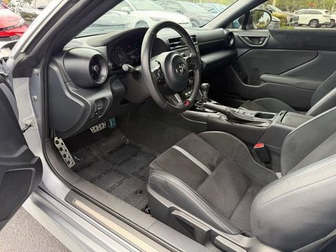 Used 2024 Toyota GR86 Premium RWD image 11