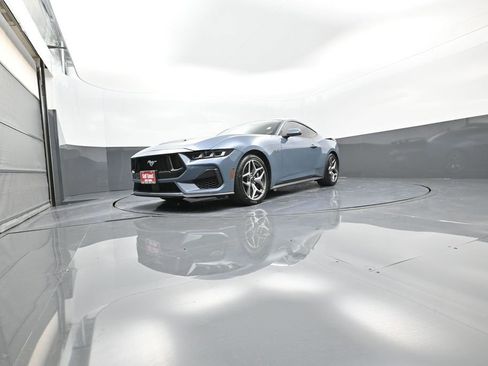 Used 2024 Ford Mustang GT Premium w/ GT Performance Package image 30