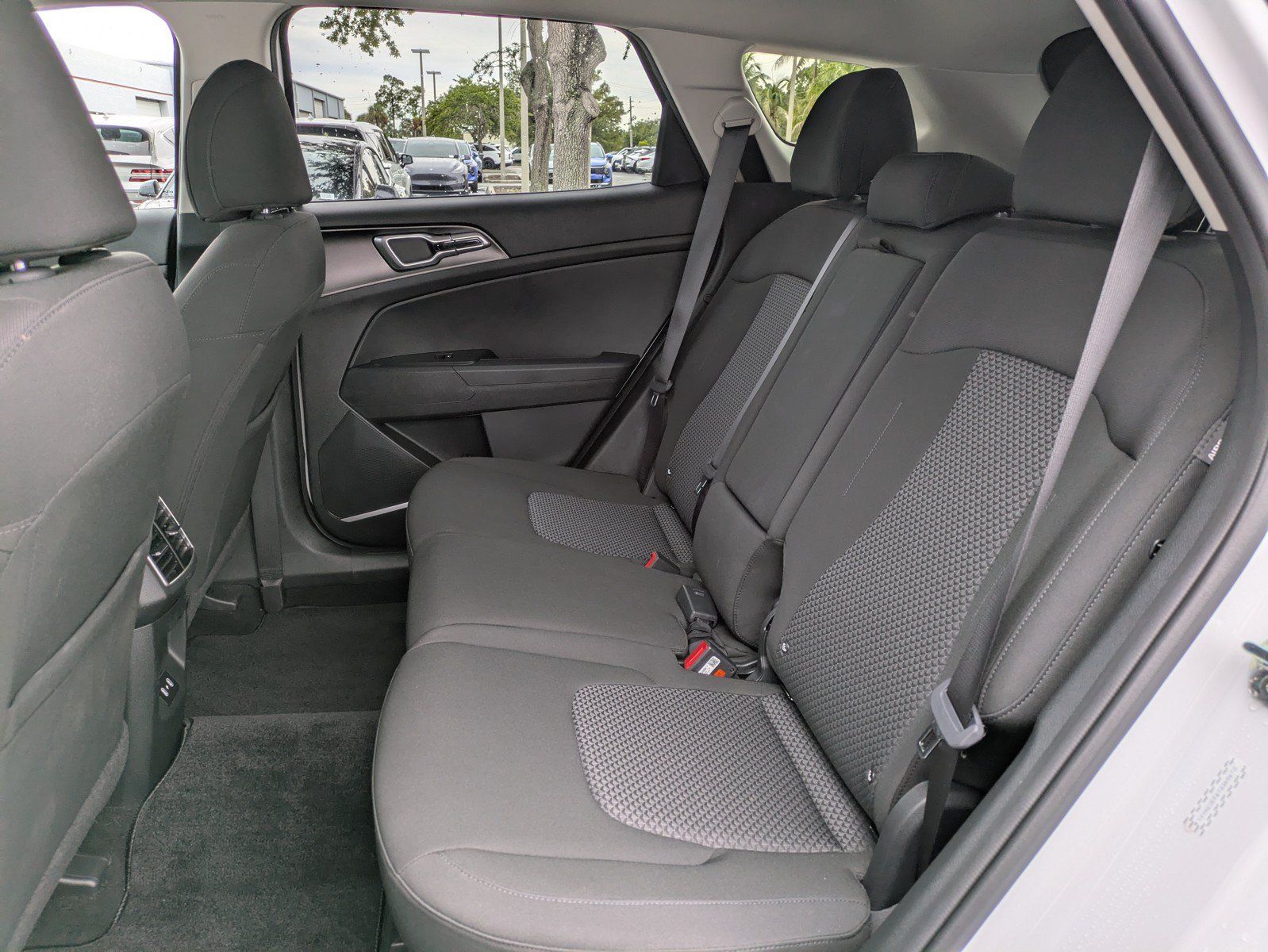 Certified 2026 Kia Sportage LX FWD image 10