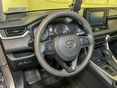 Used 2020 Toyota RAV4 LE w/ All Weather Liner Package AWD/4WD image 21
