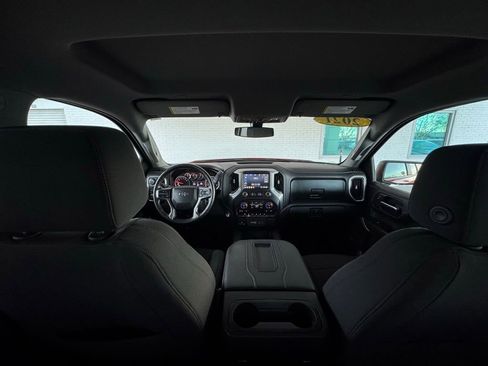 Used 2021 Chevrolet Silverado 1500 LT Trail Boss w/ Convenience Package II image 28