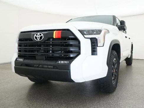 New 2026 Toyota Tundra SR5 AWD/4WD image 32