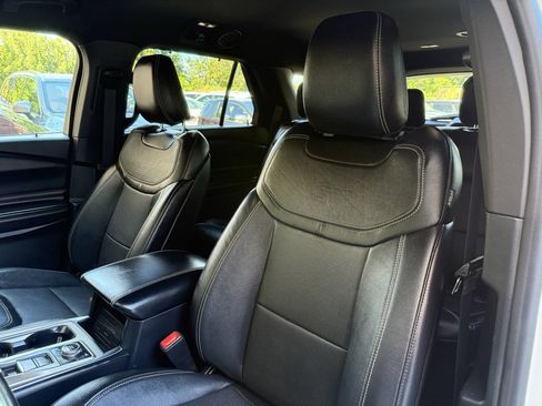 Used 2020 Ford Explorer ST w/ Premium Technology Package image 10