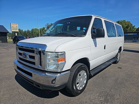 Used 2012 Ford E-350 and Econoline 350 XLT RWD image 8