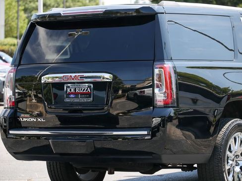 Used 2016 GMC Yukon XL Denali w/ Open Road Package AWD/4WD image 25