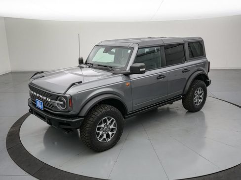 Certified 2024 Ford Bronco Badlands AWD/4WD image 8