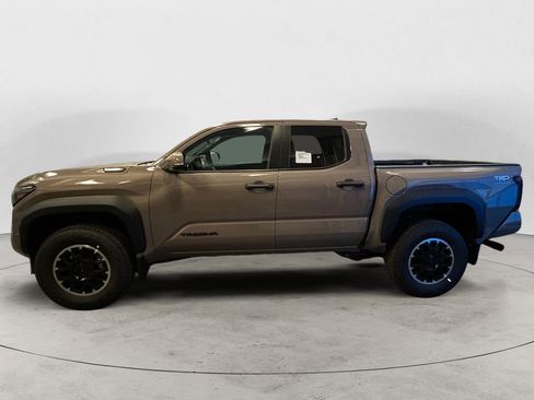 New 2026 Toyota Tacoma TRD Off-Road AWD/4WD image 2