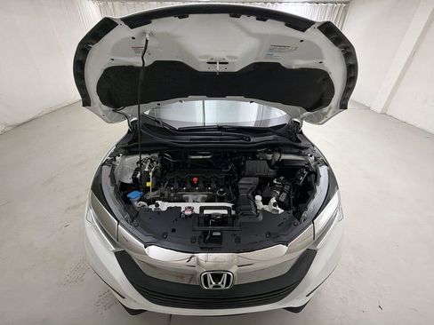 Used 2022 Honda HR-V LX image 27