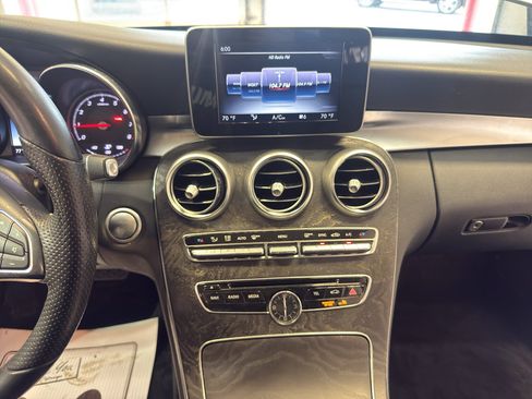 Used 2017 Mercedes-Benz C 300 4MATIC Sedan image 20