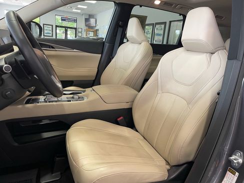 Used 2024 INFINITI QX60 Luxe w/ Vision Package FWD image 29