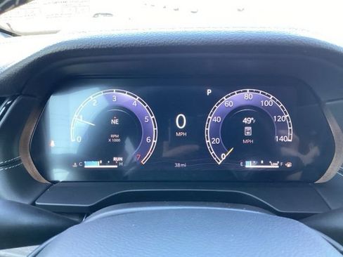 New 2026 Jeep Grand Cherokee L Limited w/ Limited Altitude Package AWD/4WD image 39