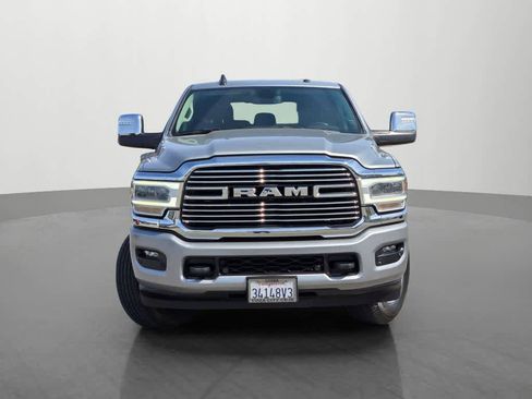 Used 2023 RAM 2500 Laramie AWD/4WD image 2