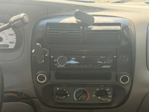 Used 2011 Ford Ranger Sport RWD image 15