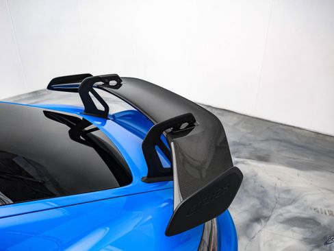 Used 2024 Porsche 718 Cayman GT4 RS RWD image 32