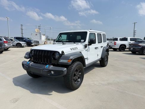 Used 2023 Jeep Wrangler Unlimited AWD/4WD image 1