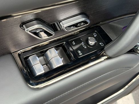 New 2026 Land Rover Range Rover SV AWD/4WD image 21