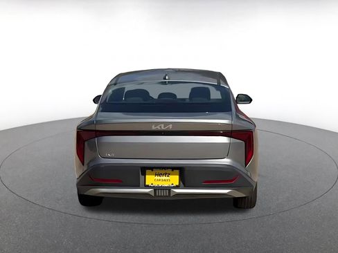 Used 2025 Kia K4 FWD image 12