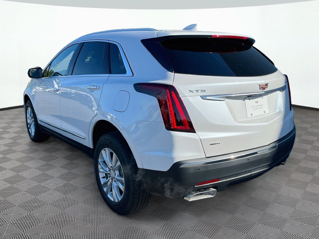 New 2026 Cadillac XT5 Luxury w/ LPO, Floor Liner Package AWD/4WD image 7