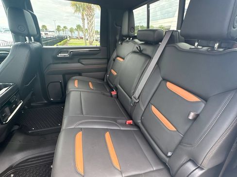 Used 2024 GMC Sierra 2500 AT4 w/ AT4 Premium Plus Package AWD/4WD image 55
