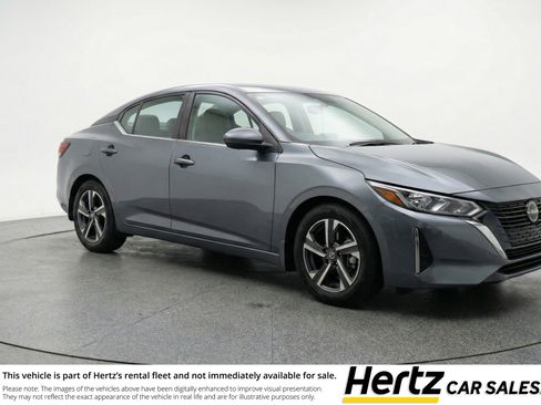 Used 2025 Nissan Sentra SV image 1