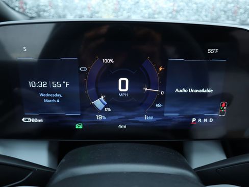 New 2026 Chevrolet Equinox EV LT image 4