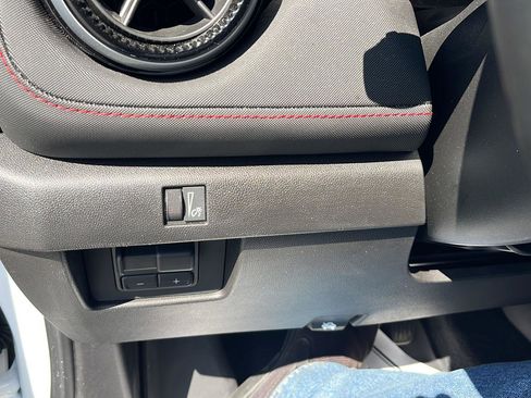 Used 2024 Chevrolet Colorado Z71 w/ Z71 Convenience Package 2 image 13