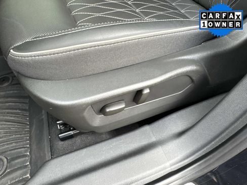 Used 2023 Buick Envision Avenir FWD image 23