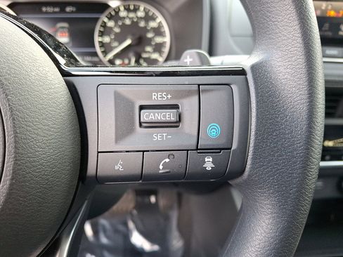 Certified 2023 Nissan Rogue SV image 21