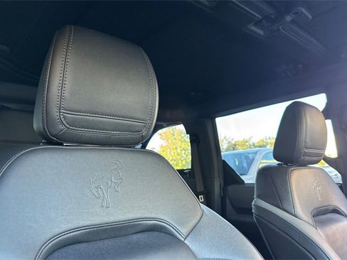 Used 2021 Ford Bronco Black Diamond w/ Sasquatch Package image 17