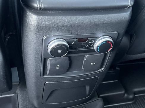 Certified 2023 Ford Explorer XLT w/ Equipment Group 202A AWD/4WD image 17