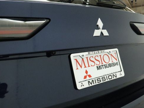 New 2026 Mitsubishi Outlander FWD image 4