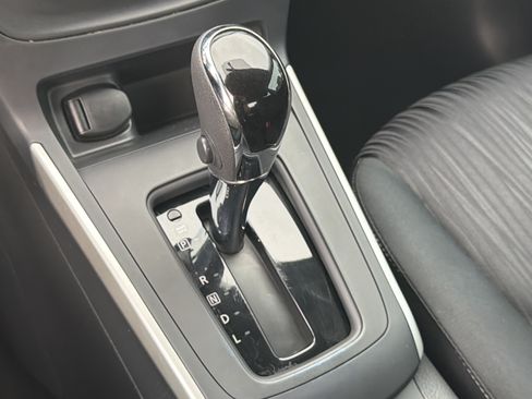 Used 2019 Nissan Sentra SV FWD image 36