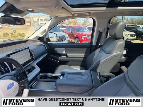 Used 2025 Ford Expedition Max Active AWD/4WD image 16