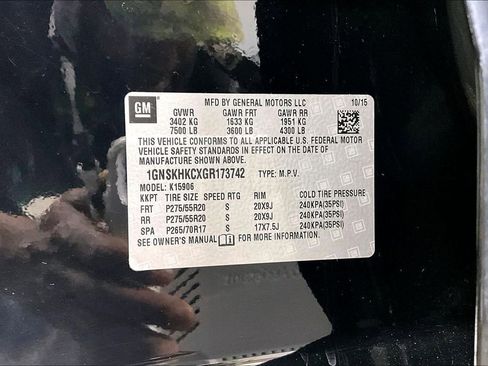 Used 2016 Chevrolet Suburban LT image 32