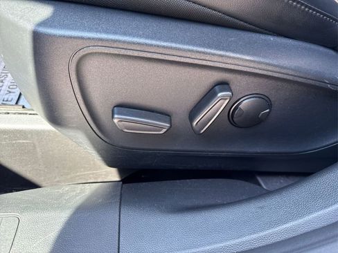 Used 2025 Ford Escape ST-Line image 38