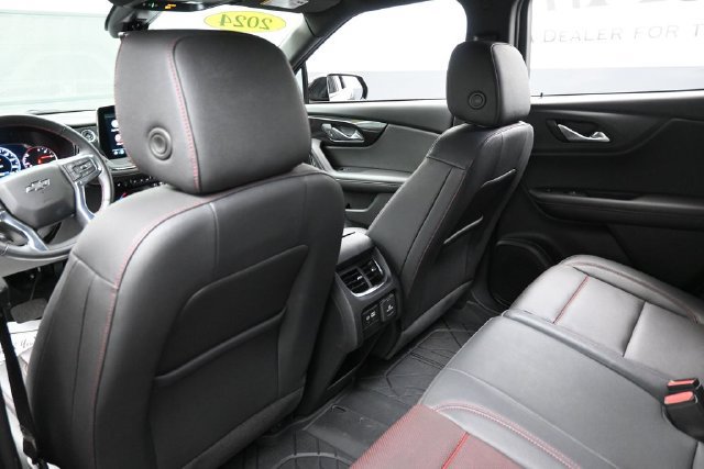 Used 2024 Chevrolet Blazer RS w/ Driver Confidence II Package FWD image 23