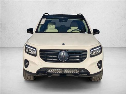 Used 2026 Mercedes-Benz GLB 250 image 6