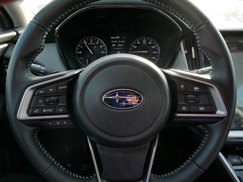 Used 2025 Subaru Outback Premium image 25