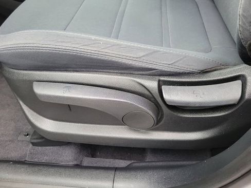 Certified 2020 Kia Sorento LX image 10