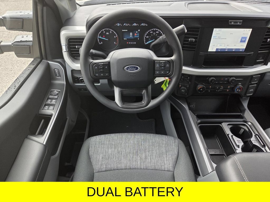 New 2026 Ford F350 XLT w/ FX4 Off-Road Package AWD/4WD image 9