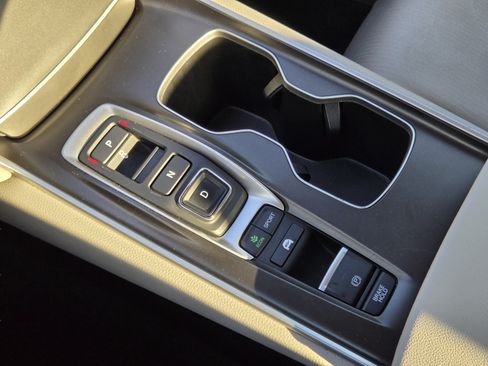 Used 2024 Honda Accord Sport image 23