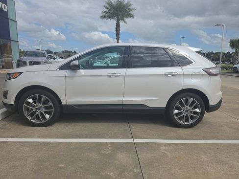 Used 2015 Ford Edge Titanium w/ Equipment Group 301A FWD image 2