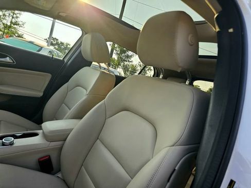 Used 2019 Mercedes-Benz GLA 250 4MATIC image 20